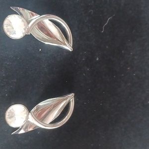 Earings